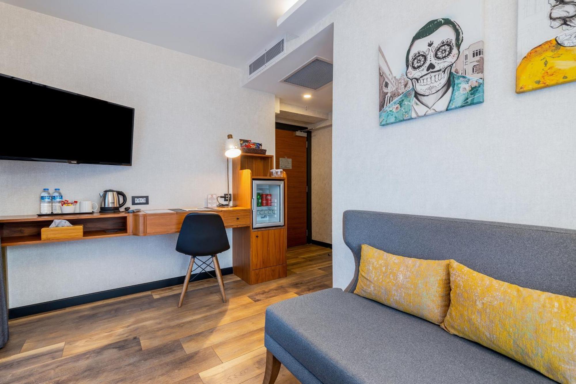 Hay Hotel Alsancak Esmirna Exterior foto